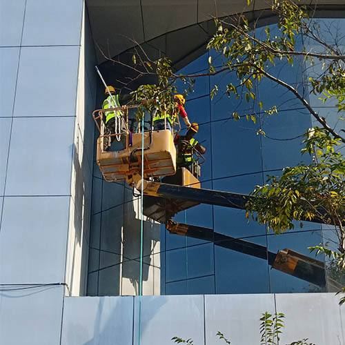 高空作业,外墙清洗,外墙防水,外墙广告安装